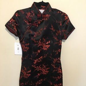 Black and red satin Chinese mini dress